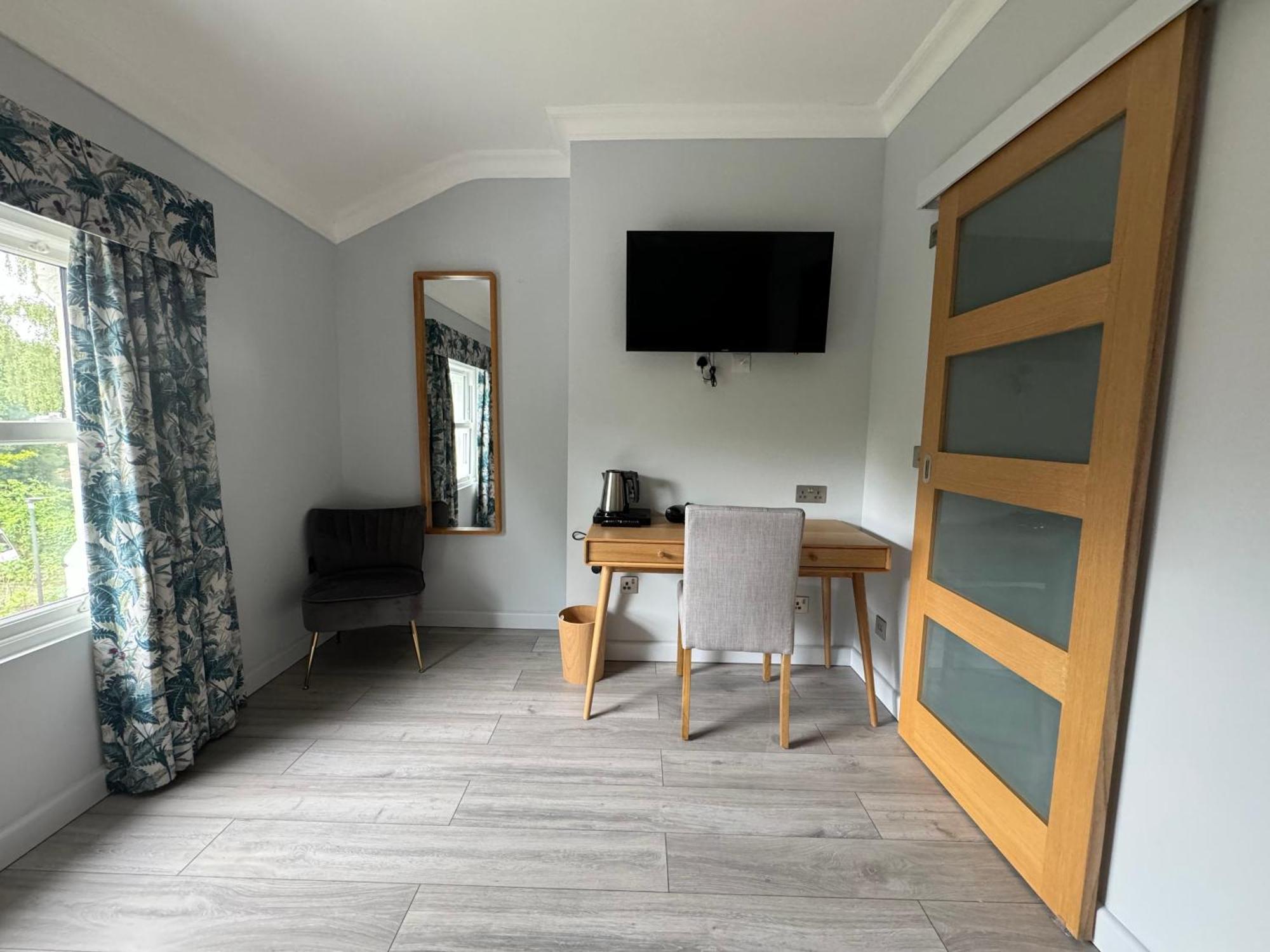 Hamilton Court Hotel Hoole Честер Екстер'єр фото