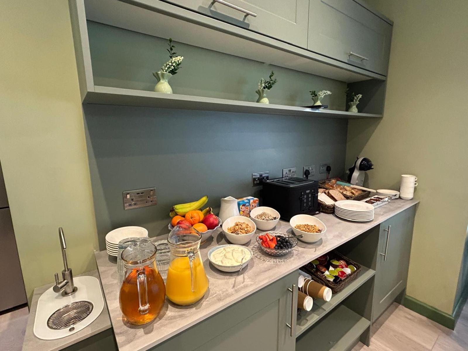 Hamilton Court Hotel Hoole Честер Екстер'єр фото
