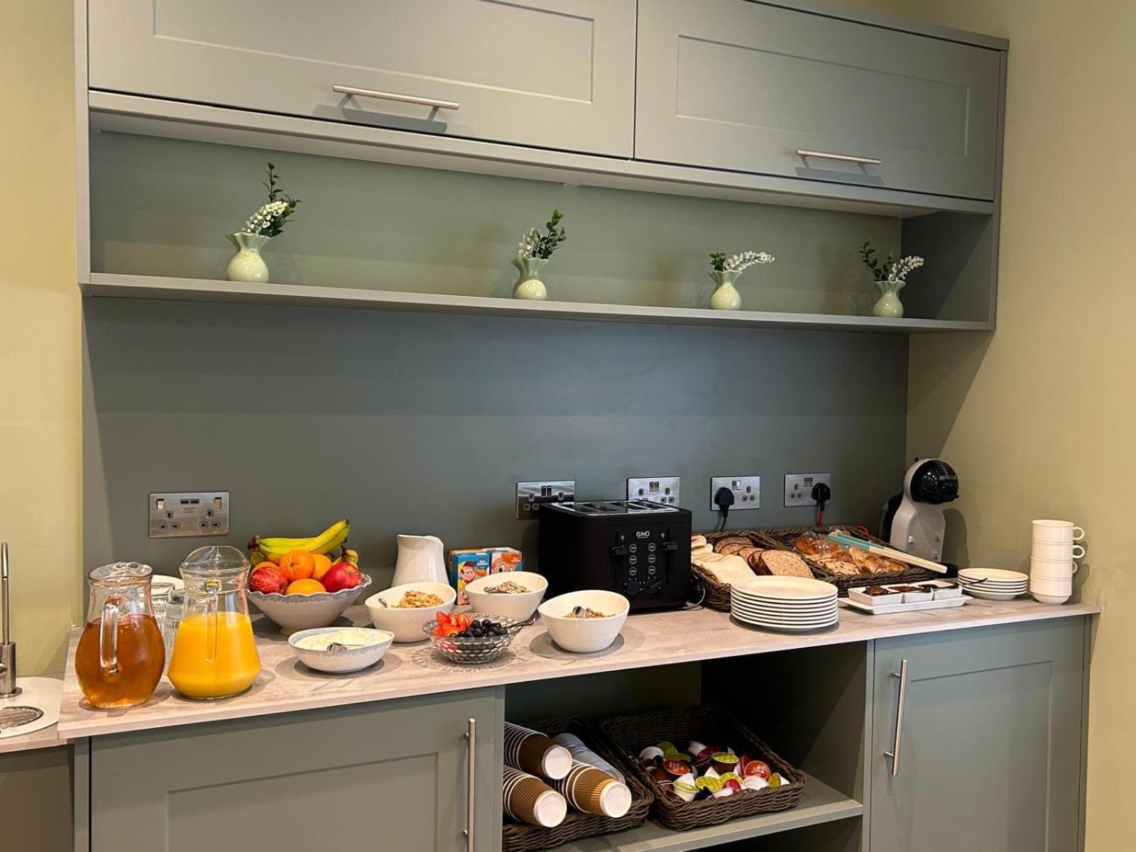 Hamilton Court Hotel Hoole Честер Екстер'єр фото